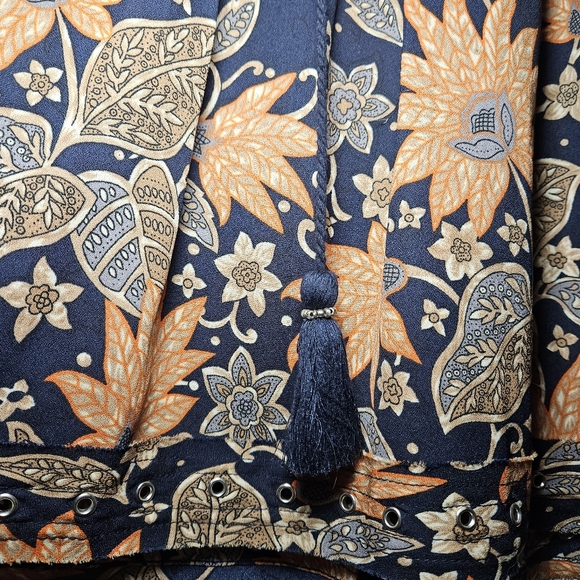 Tularosa Floral Peasant Blouse Bohemian Boho Bell Sleeves Size Small NWOT - Picture 5 of 7